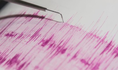 Bu ölkədə güclü zəlzələ - Ölən və yaralananlar var