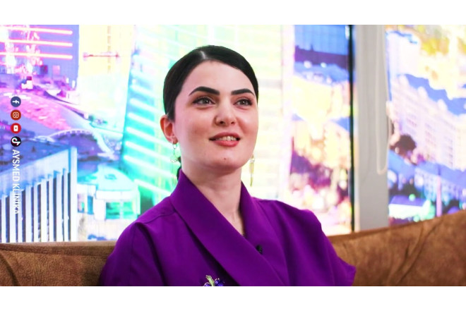 "Doğum görüntülərinin kənardan çəkilməsini sevmirəm” - Gülnarə İsmayılova