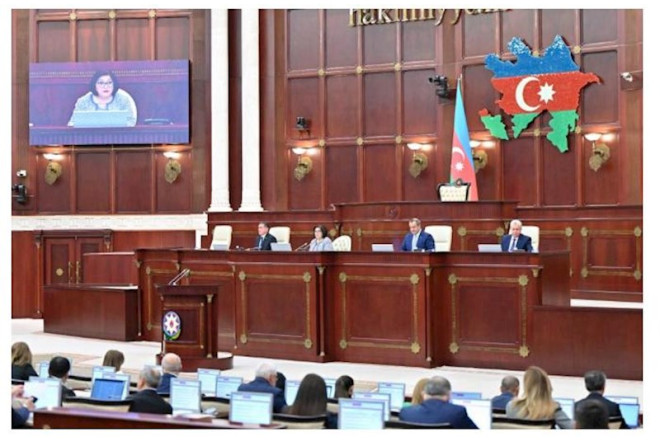 Sabahdan deputatlar dövlət büdcəsini müzakirəyə çıxarır