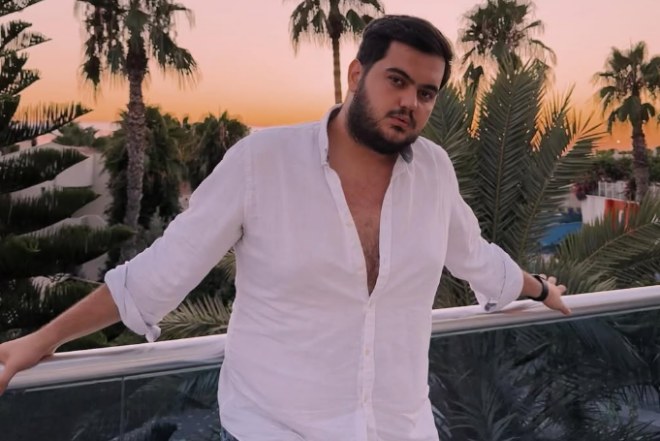 Məşhur bloggerlərin reklam etdiyi dil kursu fırıldağı - Azər İsmayılov SAXLANILDI