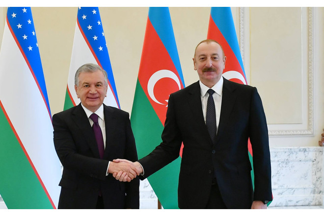 Mirziyoyev Prezidenti təbrik etdi