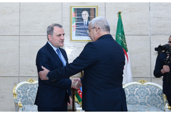 Ceyhun Bayramov Əlcəzair Xalq Milli Assambleyasının sədri ilə görüşüb 