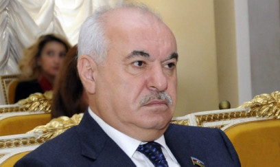 Evlərini, Novxanıdakı villasını, avtomobilini SATDI