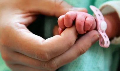 Bədbəxt hadisə: Yeni doğulmuş körpə evdə öldü