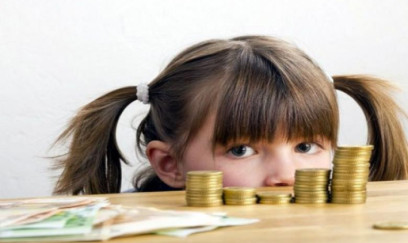 Uşaq pulu verilsin, verilməsin? - Razi Nurullayevdən FƏRQLİ YANAŞMA