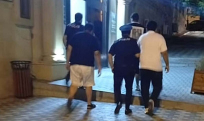 Şəhidlər xiyabanında qeyri-etik videolar çəkən əcnəbilərdən XƏBƏR VAR