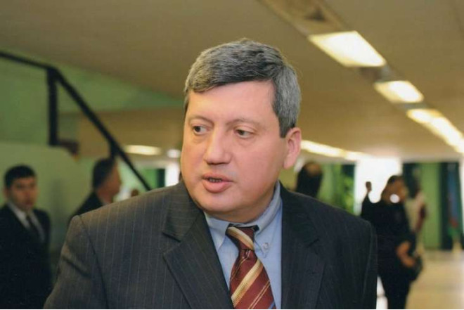 Keçmiş nazir ilk dəfə istefasının pərdəarxasını danışdı