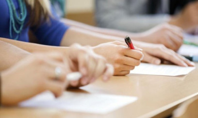 İmtahan qalmaqalı: 11 abituriyentin üzərinə gizli cihaz taxılıb