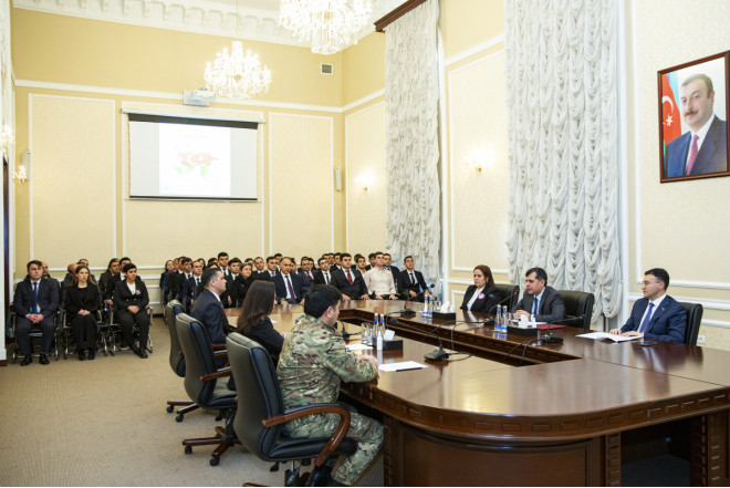 Ədliyyə Nazirliyində Zəfər Günü ilə əlaqədar tədbir keçirilib 