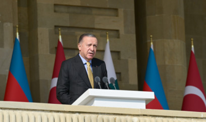 Ərdoğan paradda Məmməd Arazın şeirini səsləndirdi