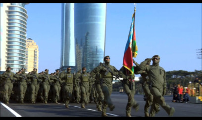 Zəfər paradında hansı ölkələrin rəsmiləri iştirak edib? 