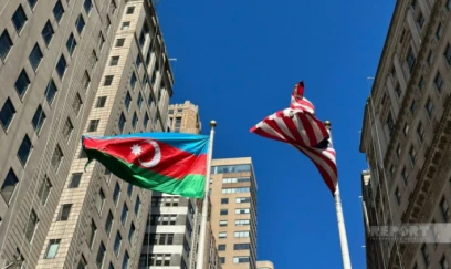 Azərbaycan bayrağı Nyu-York səmasına qaldırılıb 
