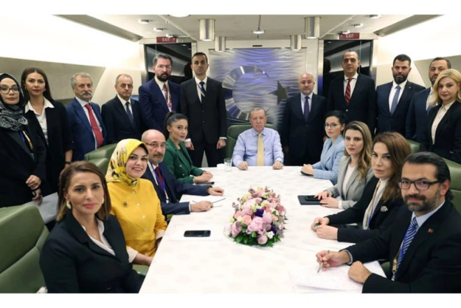 Ərdoğan: “Qarabağdakı böyük inkişaf İlham Əliyevin güclü liderliyinin göstəricisidir" 