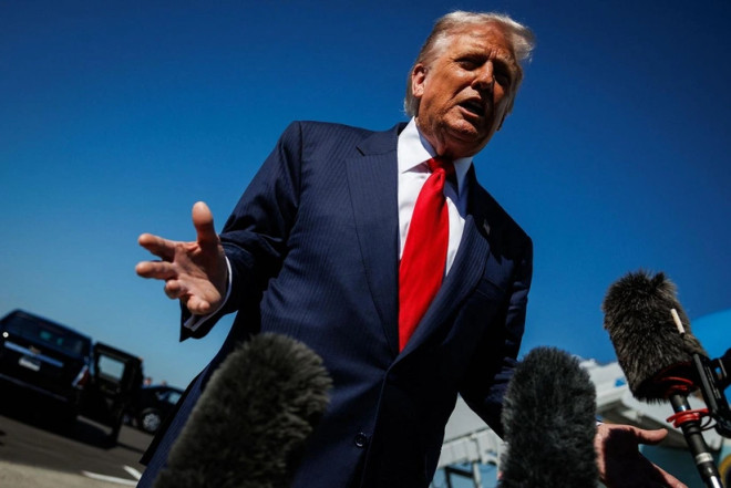 BBC üzr istəməyə hazırlaşır - Trampın çıxışına görə...