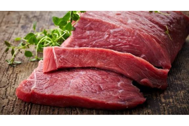 Azərbaycanda bəzi yerlərdə ətin qiyməti ENDİ