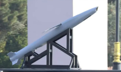 Arsenala qəbul edilən bu raket ilk dəfə paradda göstərildi