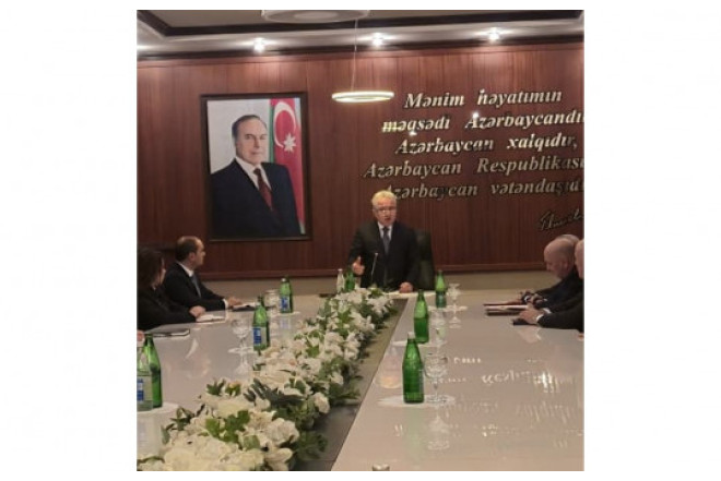 Nəsiminin yeni icra başçısı kollektivə təqdim olunub 