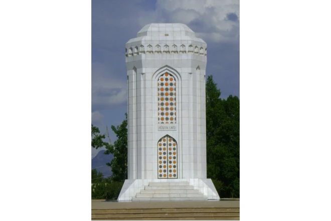 Hüseyn Cavid Məqbərəsi bərpa olunacaq 