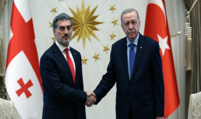 Ərdoğan Kavelaşvili ilə telefonla danışıb 