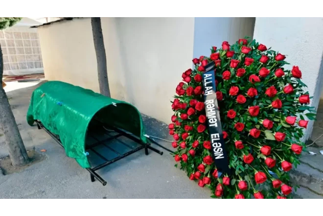 Türkiyədə vəfat edən azərbaycanlı jurnalist vəzifəli şəxsin övladı imiş 