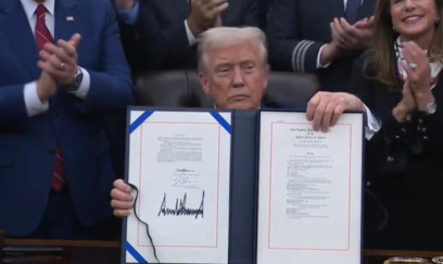 ABŞ-da rekord davam edən hökumət bağlanması başa çatdı