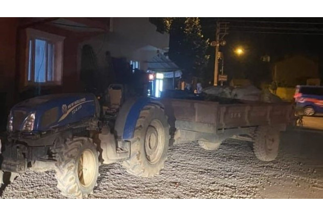 DƏHŞƏT! 2 yaşlı uşaq babasının sürdüyü traktorun altında qaldı