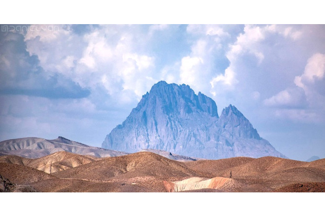 Nuhun gəmisi hansı torpaqda dayanıb? 