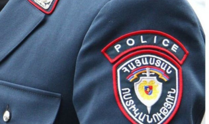 Təxribatçı “Wargonzo”nun jurnalistini Ermənistandan deportasiya edirlər 