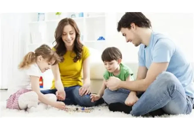 Gənclər niyə ayrı yaşamalıdırlar ki?- ETİRAZ