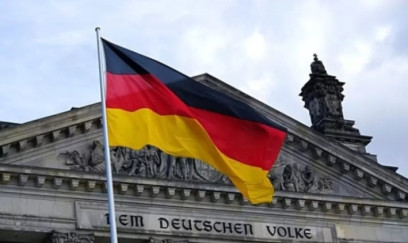 Almaniya Ukraynaya yardımını ARTIRIR