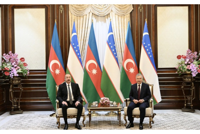 Prezidentlərin təkbətək görüşü oldu - FOTOLAR