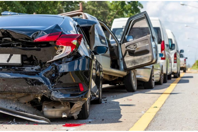 Ağcabədidə zəncirvari yol qəzası - ÖLƏN VAR