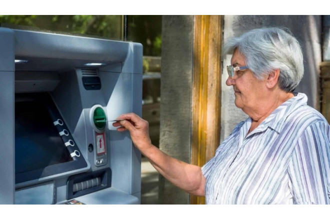 Pensiyalarda yenilik: Ölkədə məbləğ artırılacaq - QANUN