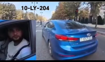 Qəza törədən sürücü kameraya düşdüyünü anlayıb hadisə yerindən qaçdı - VİDEO