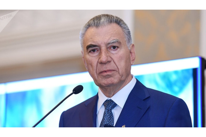 Əli Həsənovdan gözlənilməz açıqlama: “Həyat yoldaşım Ramiz Mehdiyevin arvadı ilə...”