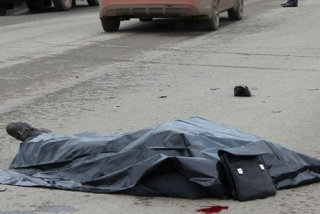 Gəncədə avtobus tələbəni vurub 