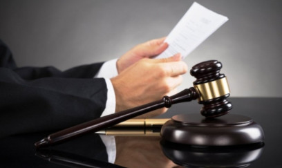 Bakıda qadın atası ilə birlikdə ərini öldürüb 