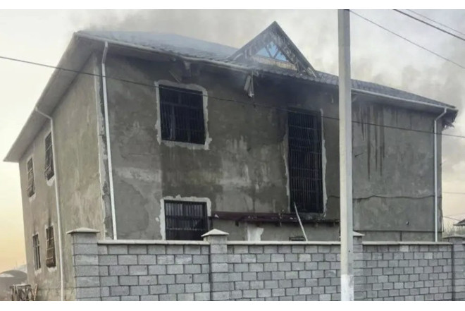 Qazaxıstanda evdə yanğın - 12 ölü