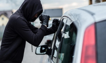 Naxçıvanda OĞURLUQ: Maşın qaçırıldı