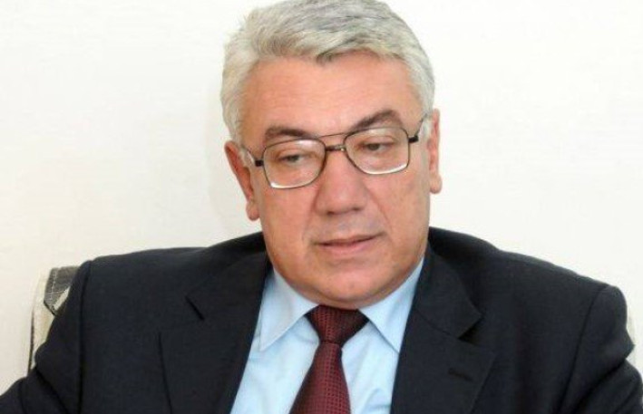 Eldar Namazov Prezident Aparatından qovulan tərcüməçini diqqətə gətirdi - FOTOLAR