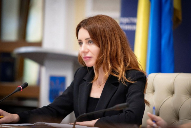 Ukraynanın iki naziri vəzifəsindən azad edildi 