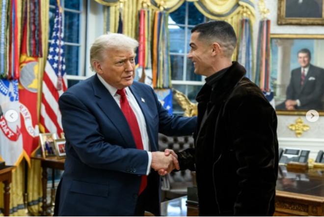 Ronaldo Ağ Evdə Donald Trampla görüşüb 