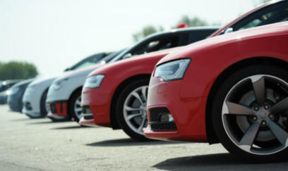 54 dövlət maşını satışa çıxarılır