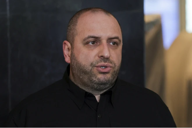 Rustem Umerov Ukraynaya qayıdıb 