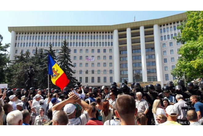 Rusiya səfiri Moldova XİN-ə çağırıldı 