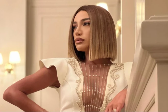 Röya etiraf etdi: "Sağ- solu və saatı bilmirəm"