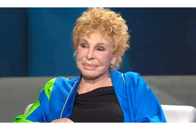 Məşhur italiyalı müğənni öldü 