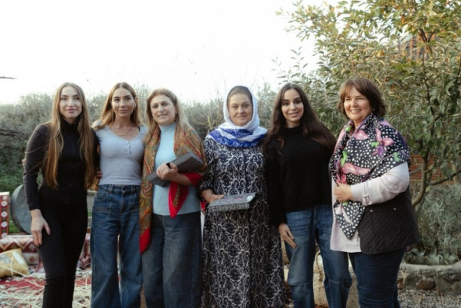 Leyla, Arzu və Alena Əliyevalar Lənkəranda fermer təsərrüfatı ilə tanış olublar