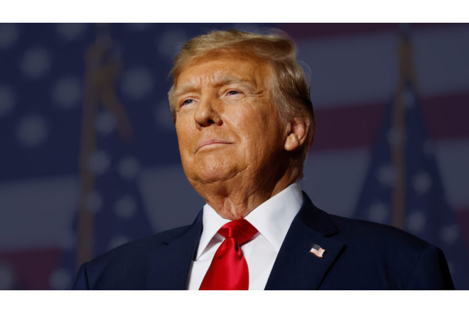 Tramp: “Zelenski sülh planı ilə razılaşmasa, istədiyi qədər vuruşa bilər” - VIDEO