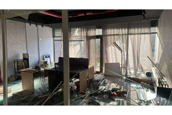 Bakıda ofis partlayışı: İlk FOTOLAR